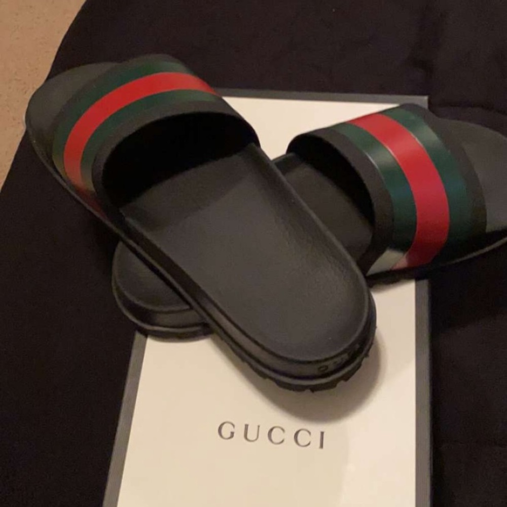gucci slides